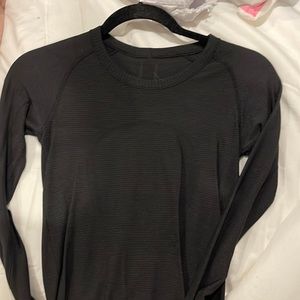black lulu lemon long sleeve top